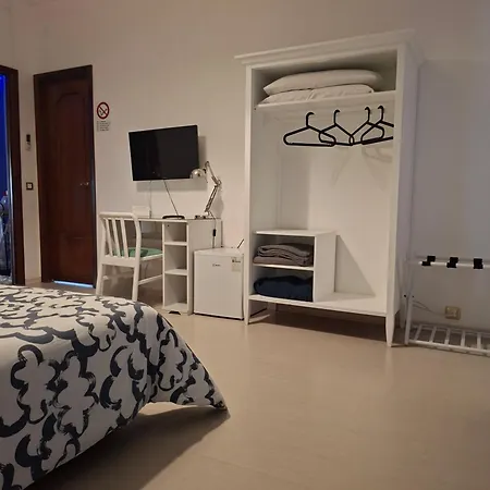 فندق مبيت وإفطار Sicule كاتانيا